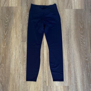 Vuori size small leggings